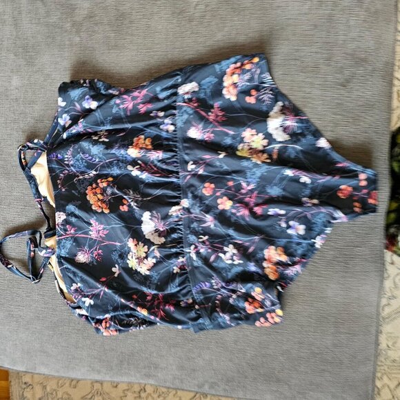 NWT Sun & Sea Women's Floral Curvy Blouson Cross Over One Piece Size 22 - Picture 15 of 16